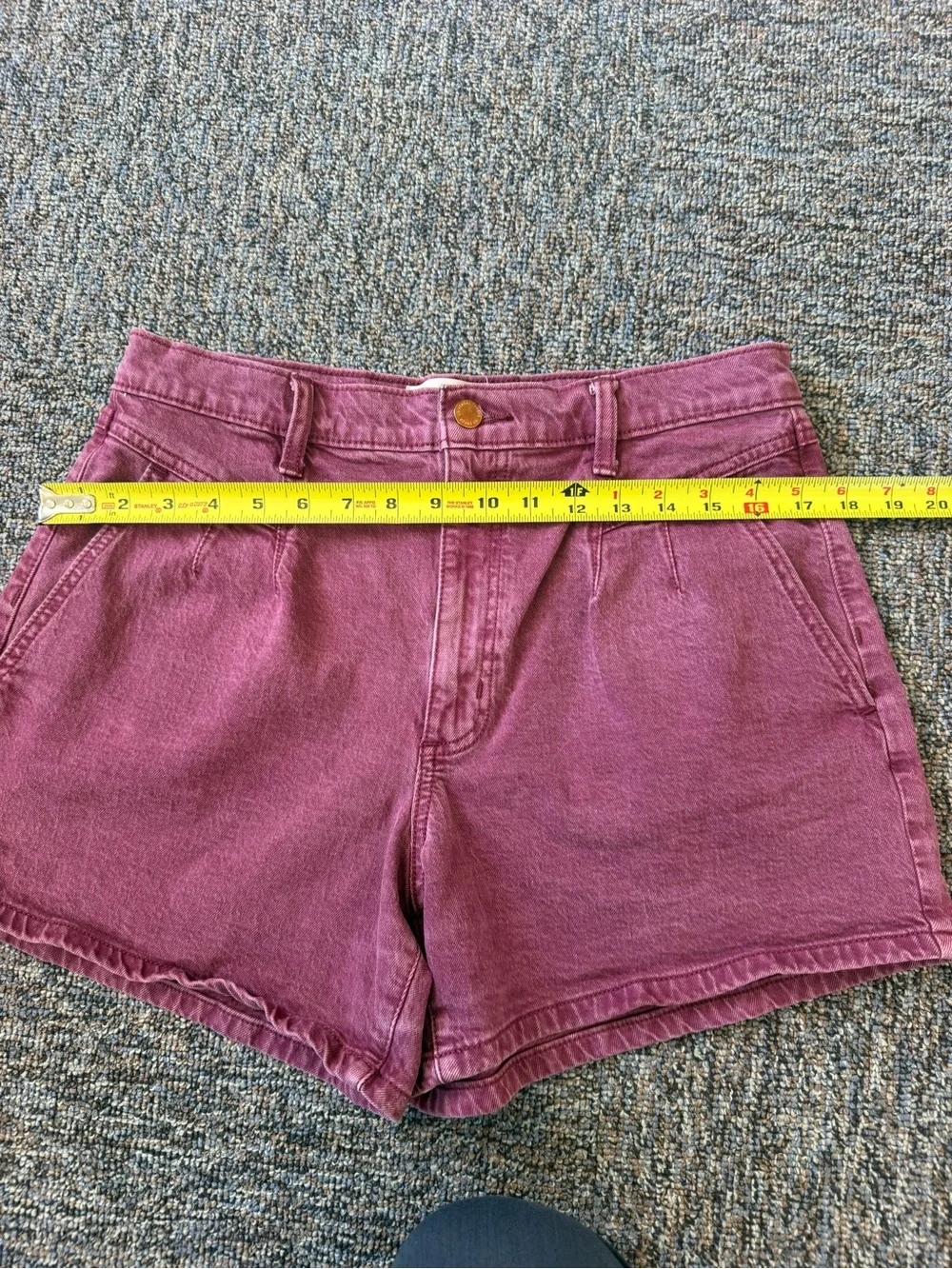 Universal Thread High-Rise Denim Shorts in Dusty Rose Size 8